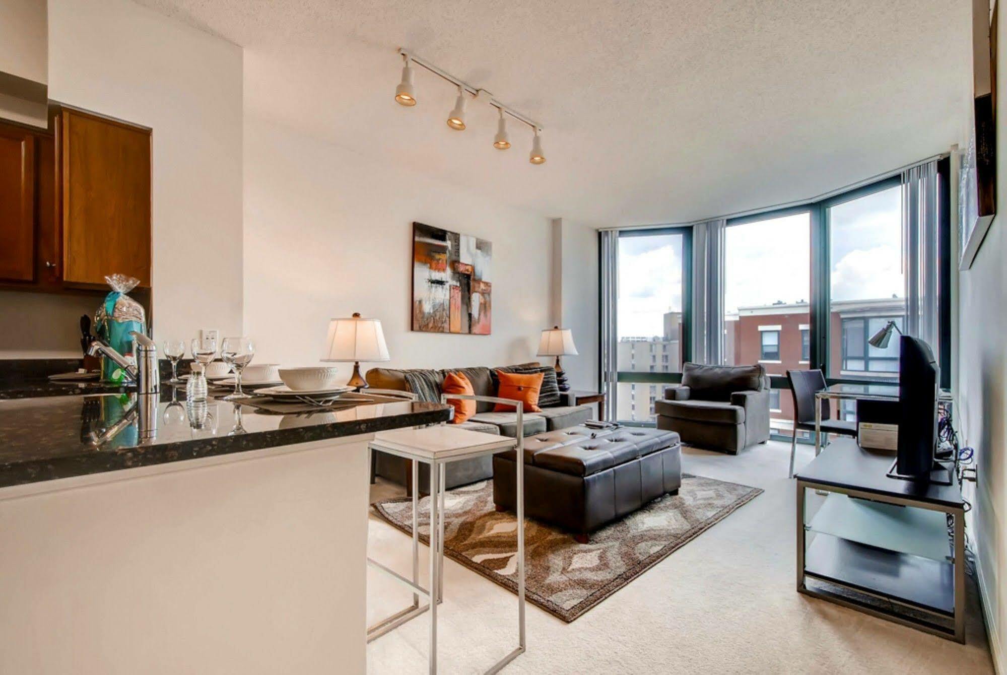 Global Luxury Suites At Thomas Circle Washington Exteriör bild