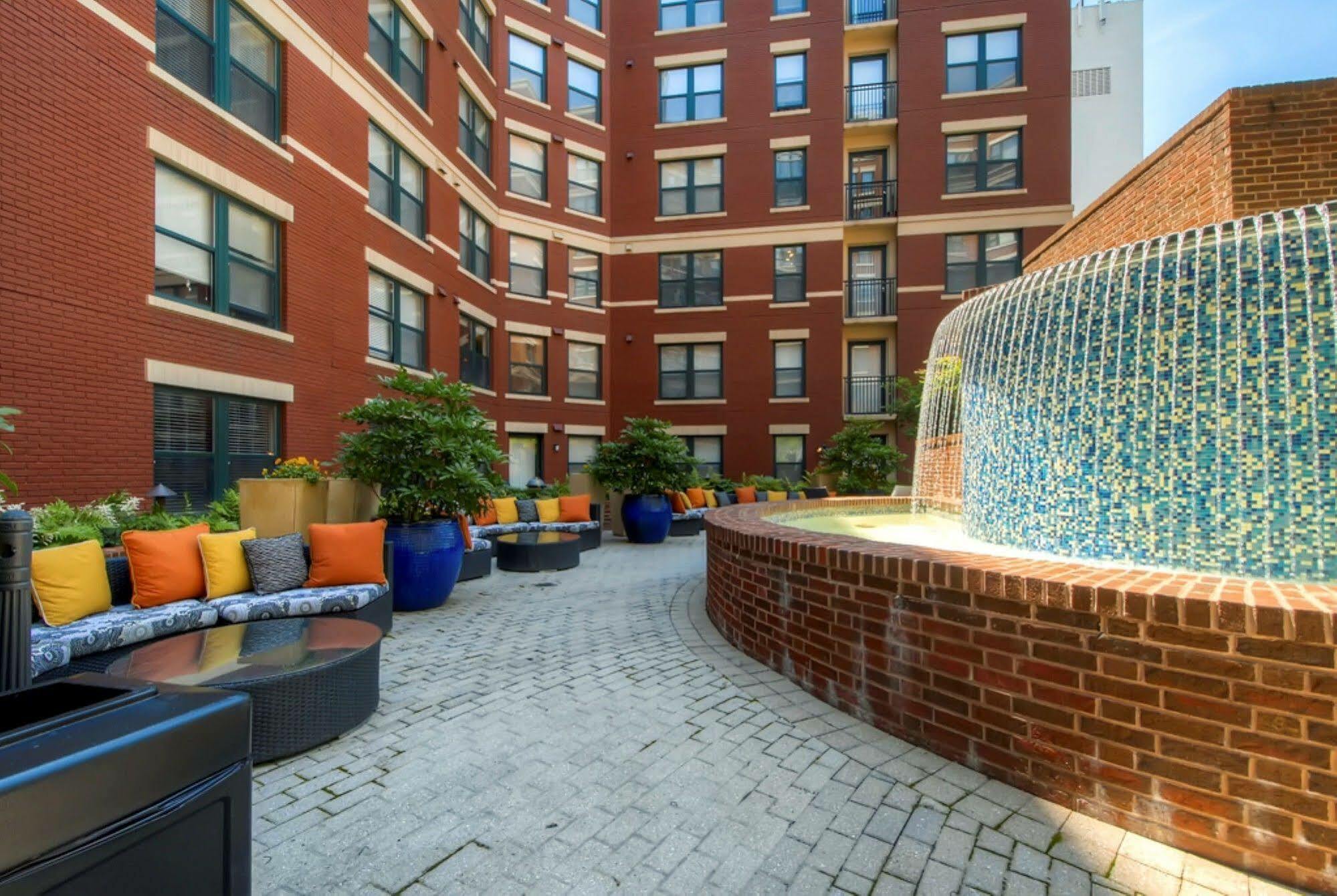 Global Luxury Suites At Thomas Circle Washington Exteriör bild